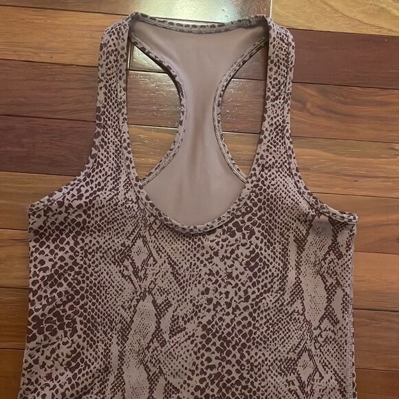Lululemon Cool Racerback Tank Desert Snake Barkberry Mauve Snakeskin Racerback - Picture 6 of 7